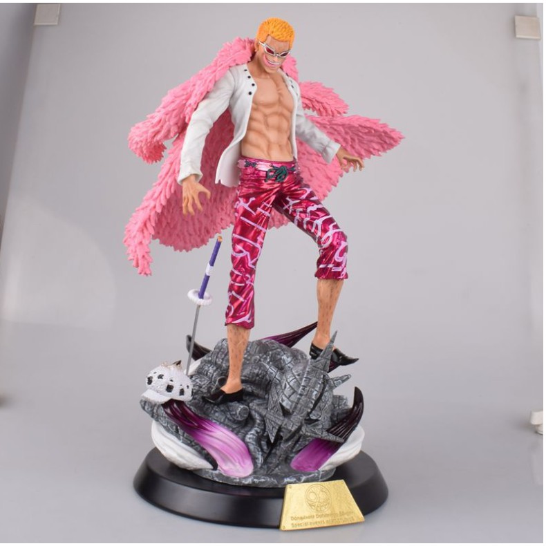 Mô Hình Doflamingo áo choàng - One piece