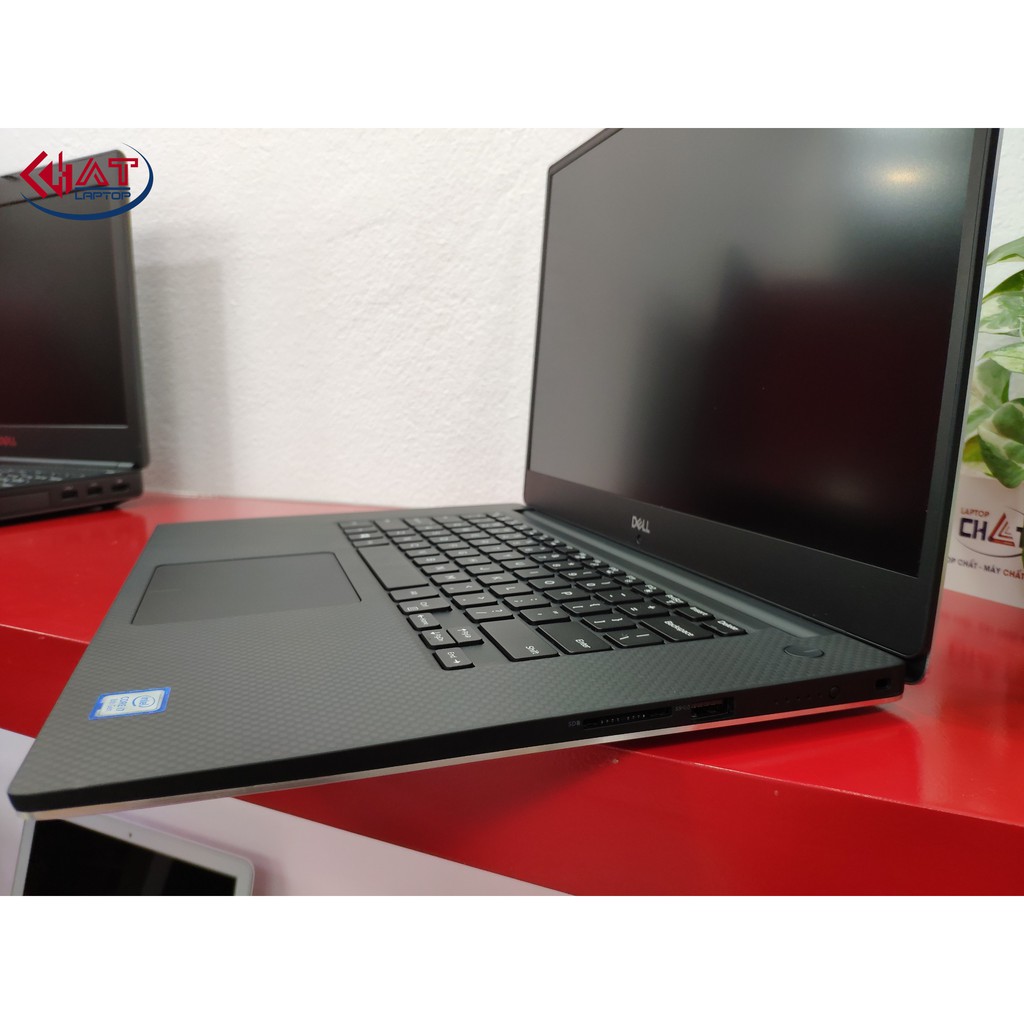 Máy trạm đồ họa Dell Precision 5530 Core i7-8850H/ Ram 8GB/ SSD 256GB/ P1000/ FHD cấu hình cao