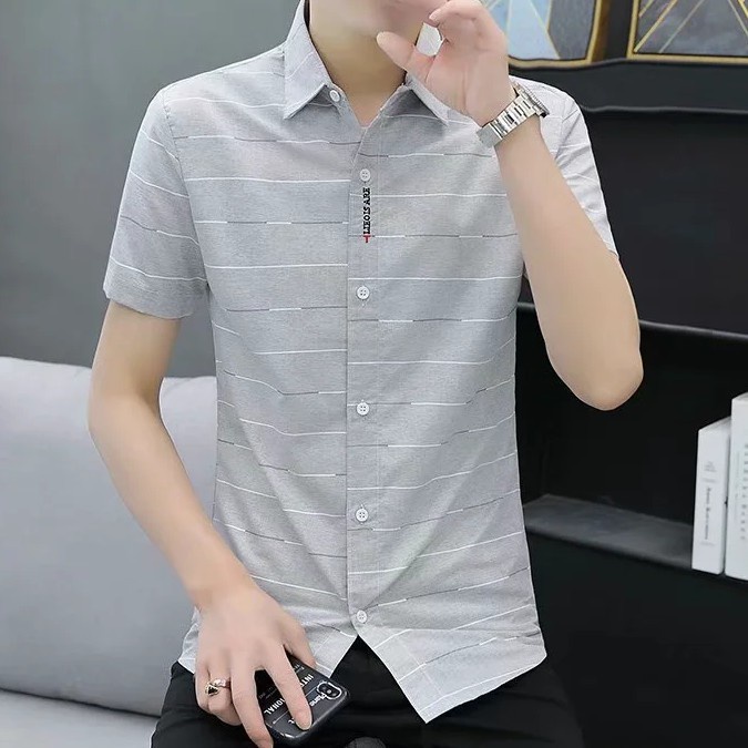 Áo Sơ Mi Ngắn Tay Màu Xanh Nhạt Trang Trọng Cho Nam Công Sở 30-35-40 Tuổi