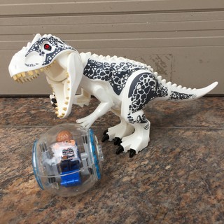 Xếp hình khủng long trắng dạng lắp ráp như Lego