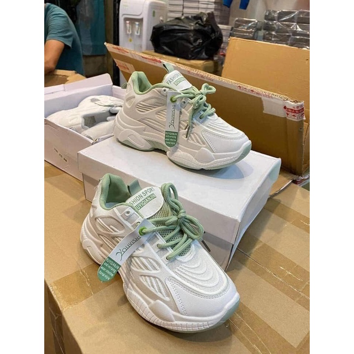 Giày Thể Thao Nữ 🍀Freeship🍀 Giày Tem Đế Sóng Phong Cách Ulzzang Trẻ Trung | BigBuy360 - bigbuy360.vn