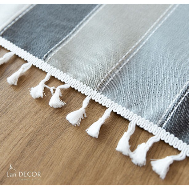 Khăn trải bàn Landecor nền trắng sọc kem xám sang trọng - TB453