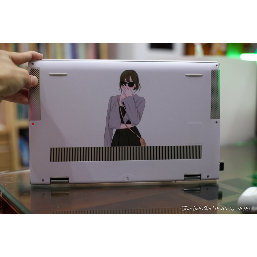 Skin dán laptop mẫu cô gái chibi