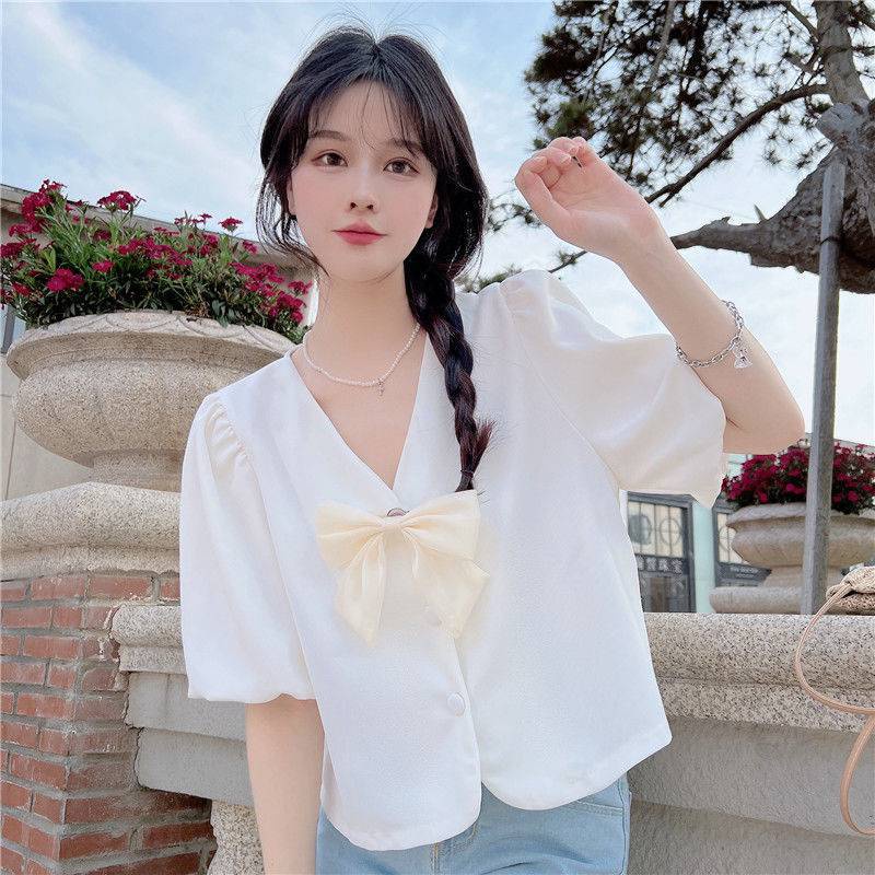 ÁO CROPTOP CỔ V KHUY NGỌC TAY BỒNG TIỂU THƯ, ÁO SƠ MI NỮ CHẤT XỐP NGẮN TAY KÈM NƠ