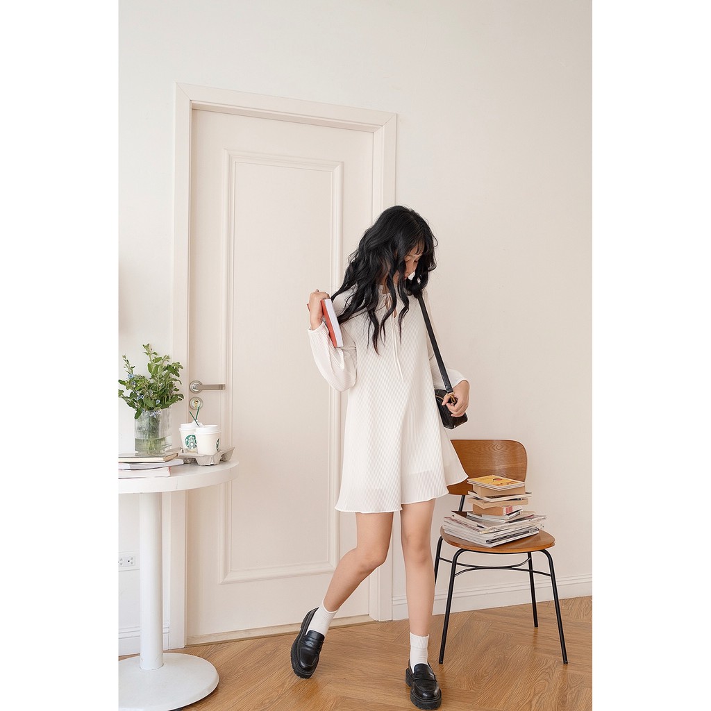 Naked by V - Váy liền dập ly Pleated Dress | BigBuy360 - bigbuy360.vn