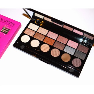 Bảng phấn mắt GIRL PANIC MAKEUP REVOLUTION