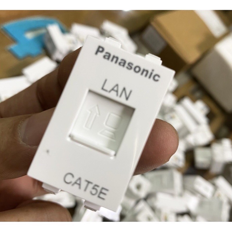 Ổ cắm mạng panasonic Rj45 lắp mặt Panasonic