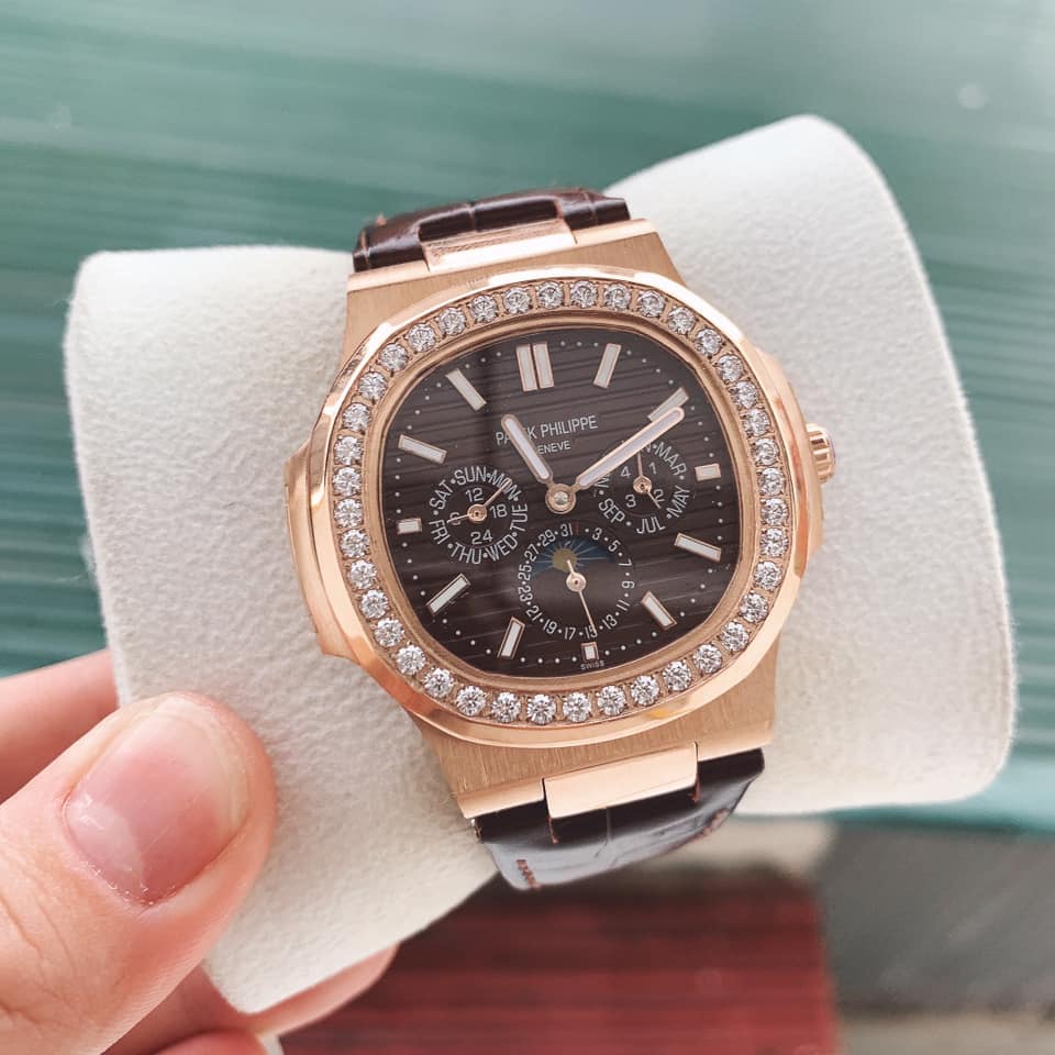 Đồng hồ Nam Patek philippe vuông 6kim vành đá trăng sao dây kim loại size 40-41mm mặt ghi xám vỏ vàng kim phản quang