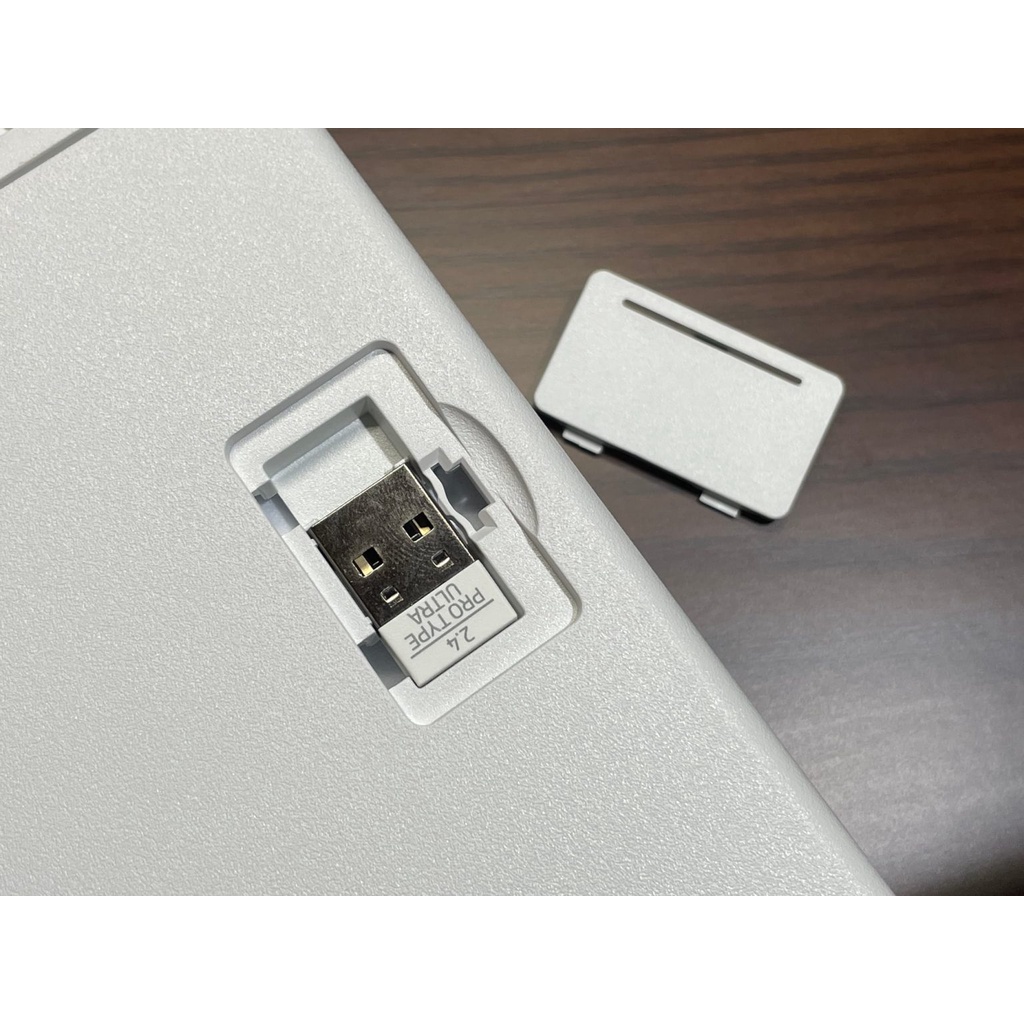 Bàn phím cơ Razer Pro Type Ultra-Wireless Mechanical Productivity