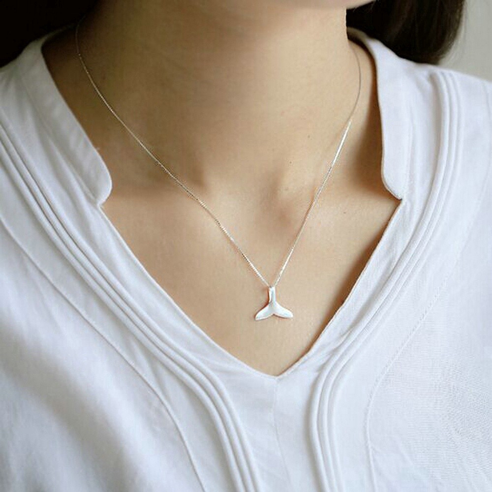 Vòng cổ có mặt dây hình đuôi cá phong cách đơn giản ngọt ngào