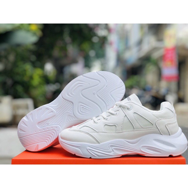 ( Full box) Bata nữ trắng trơn đế cao 3cm