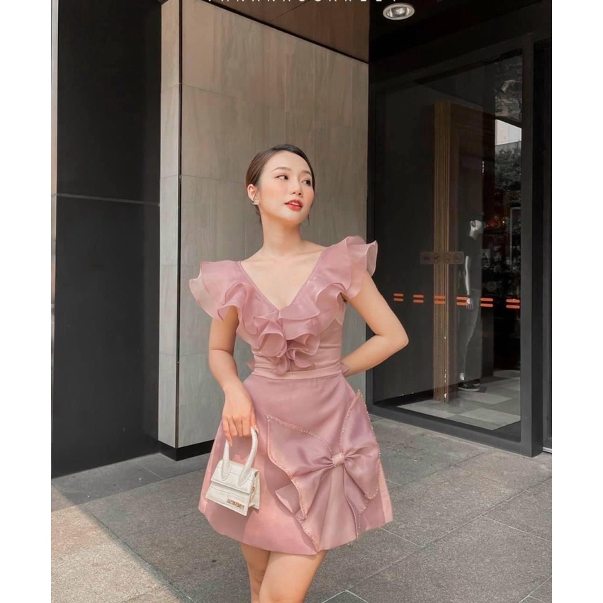 Sale Mạnh Đầm Voan Kiếng Tơ Cổ V Có Thắt Nơ Cực Đẹp UP