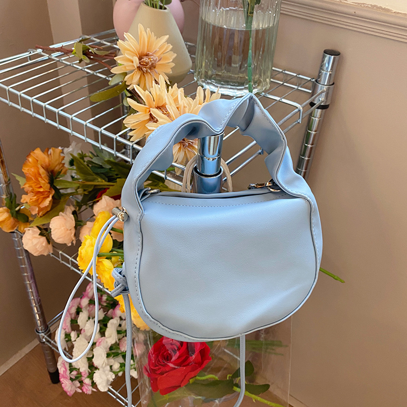 Túi Đeo Chéo Hình Đám Mây Xinh Xắn Cho Nữ