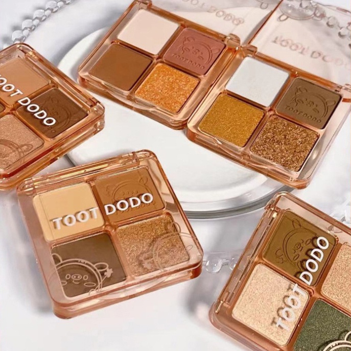 Bảng Phấn Mắt 4 Màu Sắc Hiệu Ứng Lì/ Ánh Nhũ Chống Nước Thời Trang