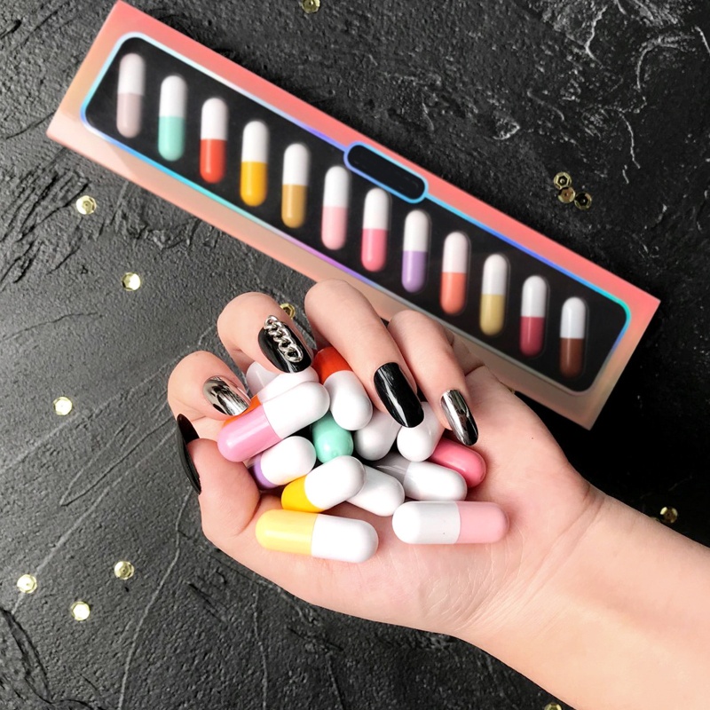 Set 12 Thỏi Son Sáp Nhung Lì Lâu Trôi Thiết Kế Hình Viên Thuốc Mini YOUYO