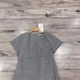 Áo croptop sọc caro
