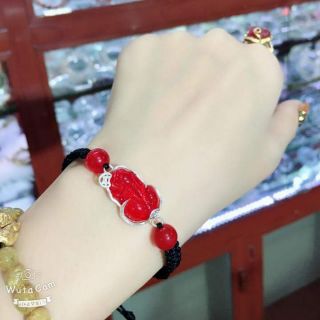 Vòng tết tỳ hưu bạc ta phong thủy