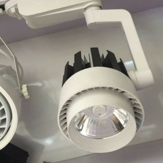Đèn rọi ray 20w
