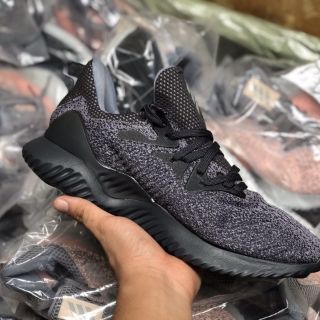 Giày thể thao Alphabounce