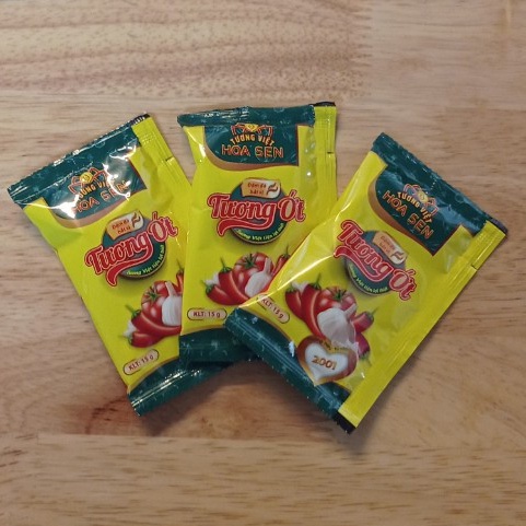 Bịch tương ớt gói nhỏ 15g, tương ớt take away, pizza, gà rán - Tương Việt Hoa Sen - vỏ màu