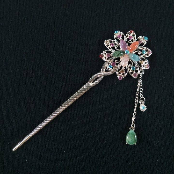 Trâm cài tóc đính đá họa tiết hoa tròn tua rua vintage