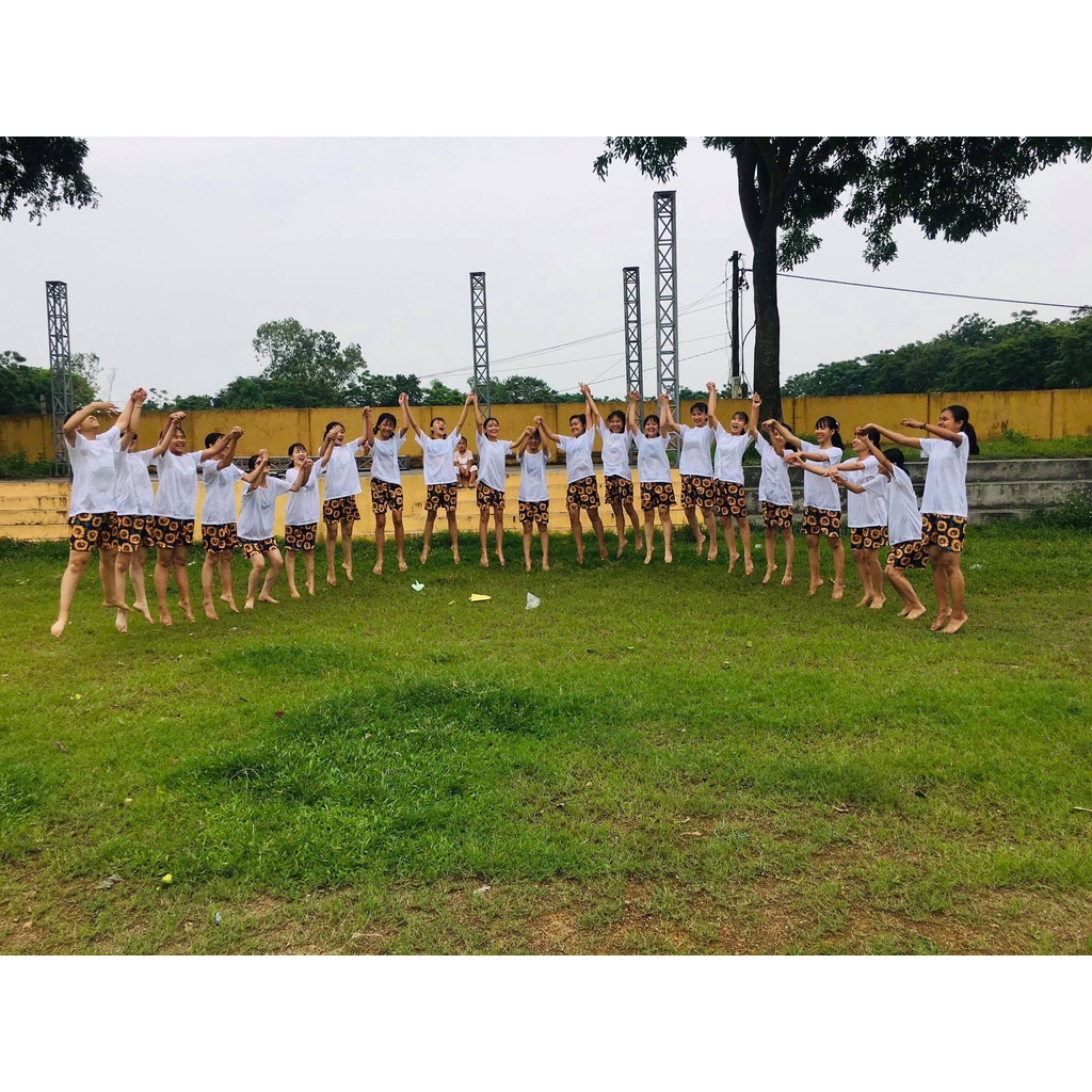 sỉ quần đùi kỷ yếu, quần đi biển mẫu hướng dương đen vải đẹp đủ size 40-83kg