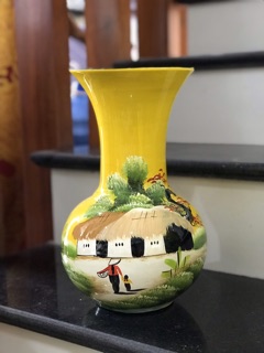Bình gốm Bát Tràng hoạ tiết làng quê