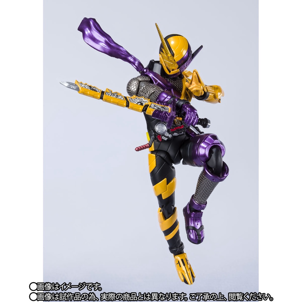 MÔ HÌNH CHÍNH HÃNG S.H.FIGUARTS SHF KAMEN RIDER BUILD NINNIN COMIC FORM DÒNG PHIM BUILD