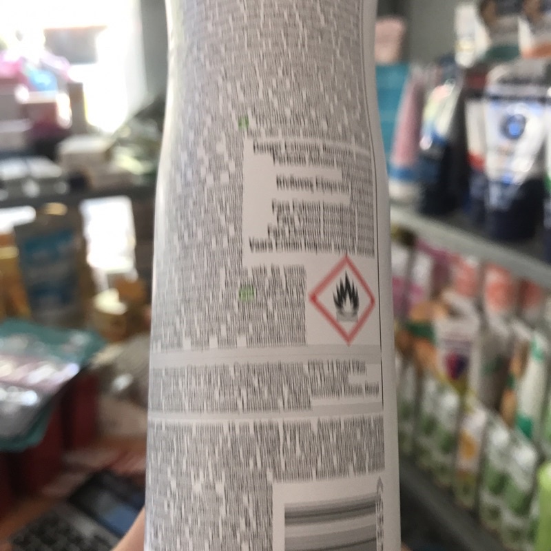 Xịt khử mùi toàn thân Dove Go Fresh Pear and Aloe Vera Scent 48h 150ml