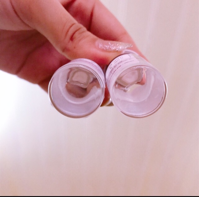 1 cặp lens trong suốt không màu có độ hsd 6 tháng tặng khay kính áp tròng cận ko màu