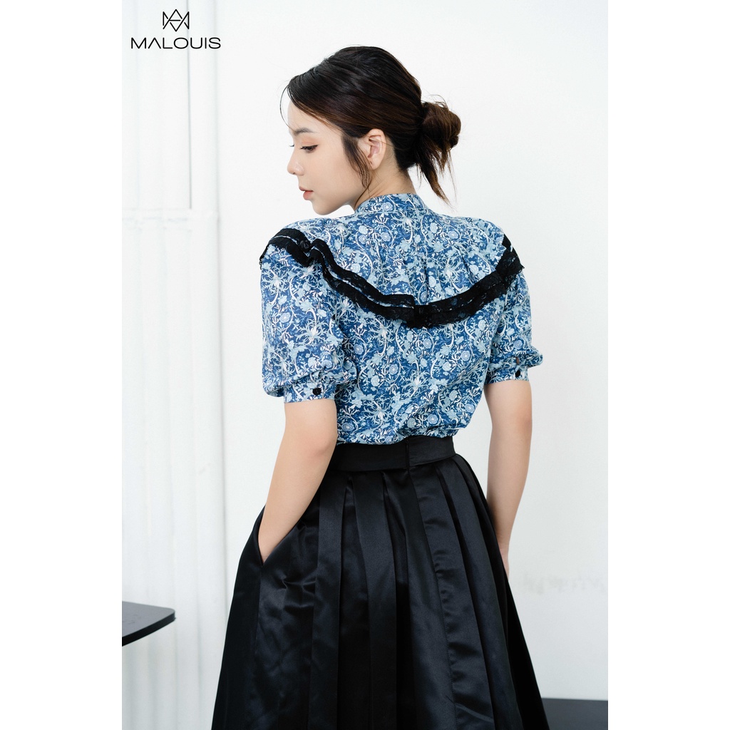 Áo sơ mi nữ kiểu tay ngắn hoa nhí bèo màu xanh cổ đứng chất thô cotton Blue Chic - M164