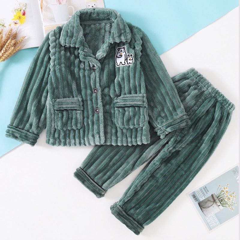 Bộ ngủ cho bé bằng lông cừu siêu mịn và dày dặn