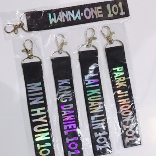 Wanna one wannaone móc khoá móc treo hologram strap name tag