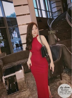 đầm body yếm xẻ đùi