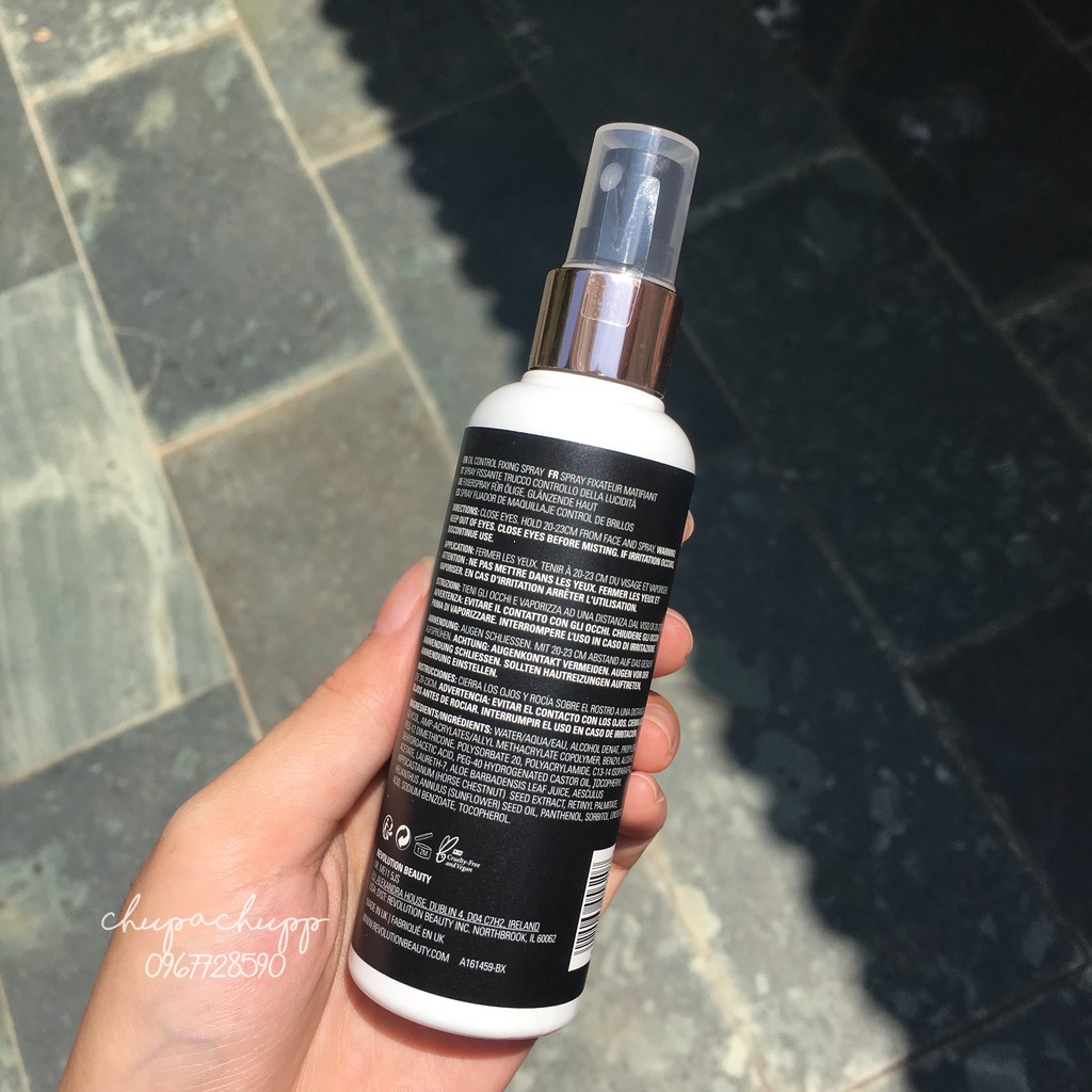 Setting spray Makeup Revolution