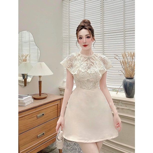 Váy ren phối tacta