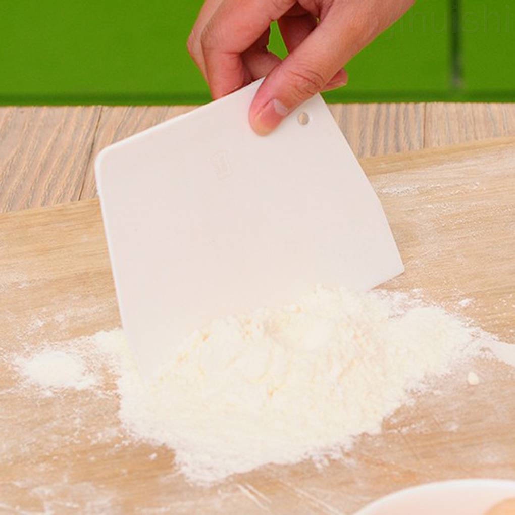 Dụng Cụ Vét Bột Làm Bánh Bằng Nhựa Chống Dính Tiện Dụng