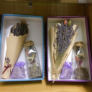 Hộp quà tặng từ hoa khô Lavender