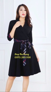 Đầm xoè công sở cổ ve