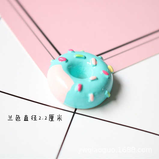 Mô hình Bánh donut cốm hồng charm slime