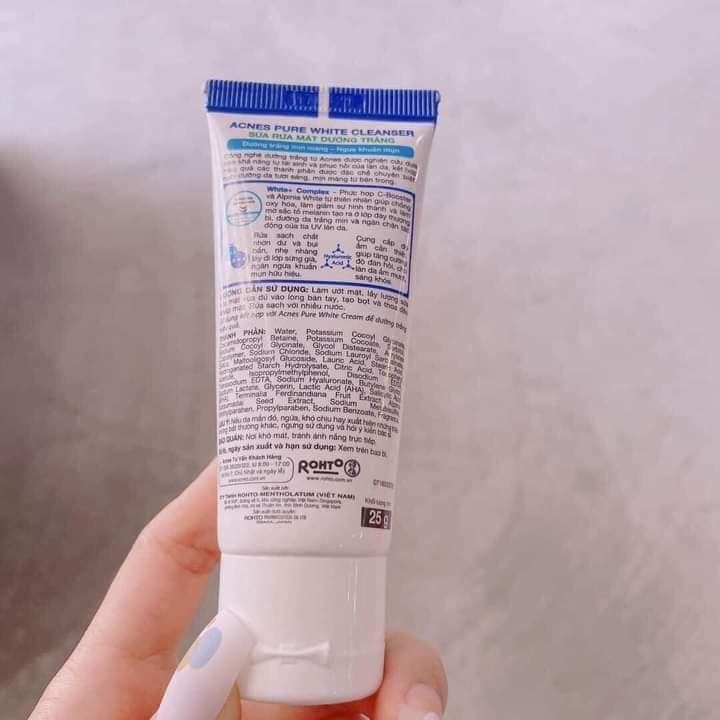 Sữa rửa mặt Acnes trắng da mờ sẹo và thâm 25g