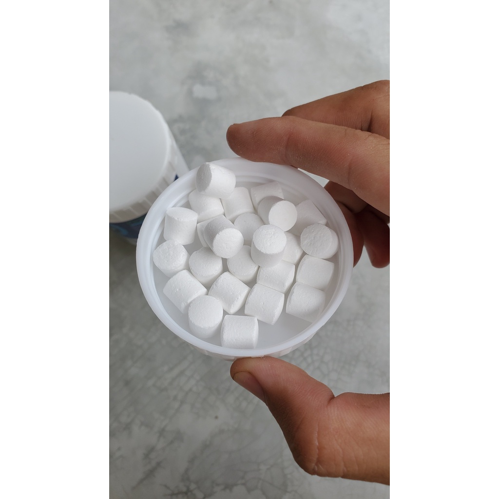 1 viên oxi cung cấp oxi cho bể cá cảnh thủy sinh giúp cá phát triển tốt