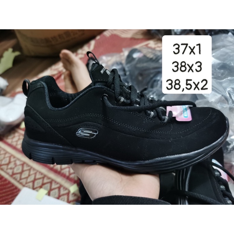 Giày Skechers Nữ