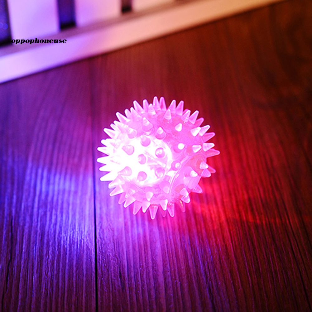 Quả Bóng Cao Su Có Chuông Và Đèn LED Cho Thú Cưng