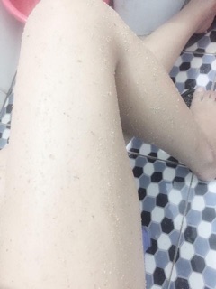 TẮM TRẮNG BỘT THẢO DƯỢC QUYÊN LARA
