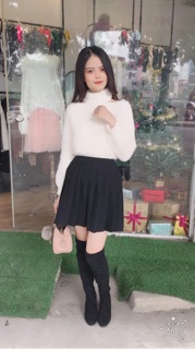 Áo len lông hở vai