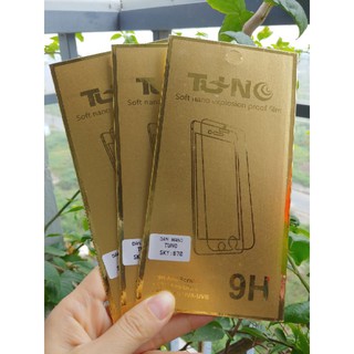Miếng dán màn hình điện thoại skya870
