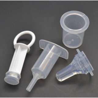 Xi lanh bón sữa bón thuốc cho bé