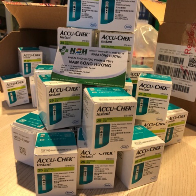 ❤️  HỘP 50 VÀ 25 Que Thử test Thử Đường Huyết tiểu đường AccuChek Accu-Chek Accu chek Instant của Đức
