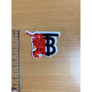 logo thêu là ủi người BT